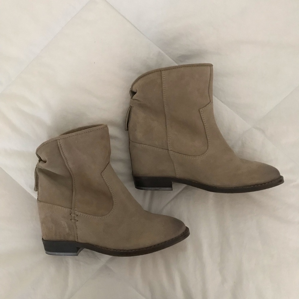 Zara Leather Ankle Boots with Interior Wedge